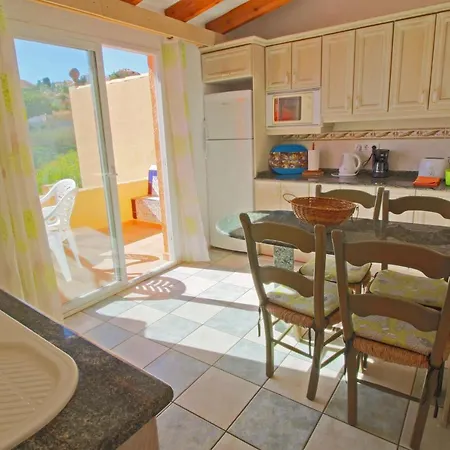 Holiday Home- Canuta 1